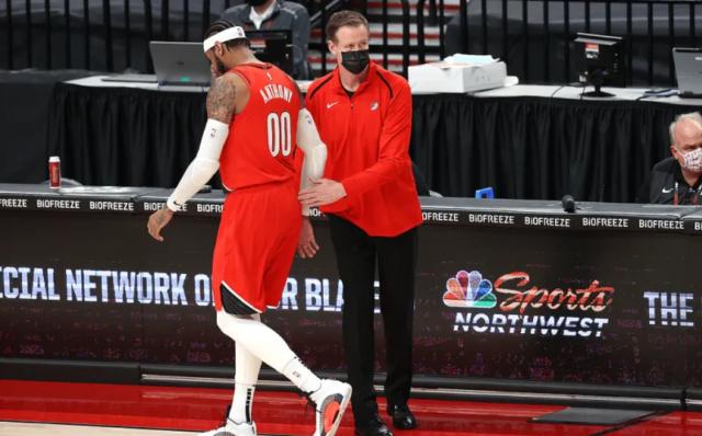 库追挡拆外勇士急需额外武器 新助教带来生机？