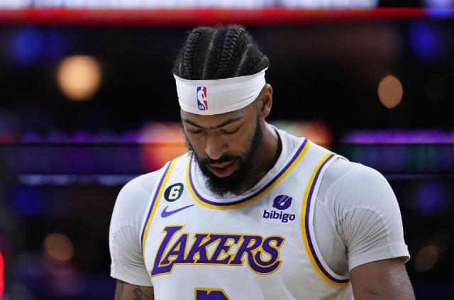 企鹅体育官网-浓眉足部伤病恢复顺利 或将在休赛期接受手术根治